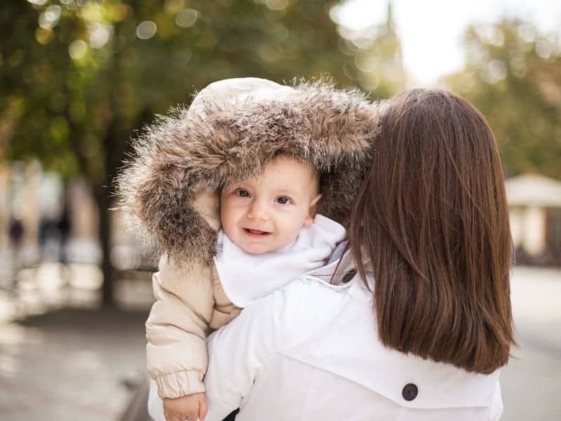 What Should Baby Wear Home From The Hospital in Winter (1)
