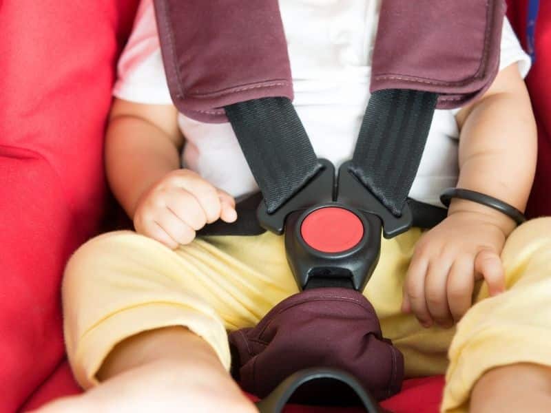 Why Do Infant Car Seats Face Backwards (3)